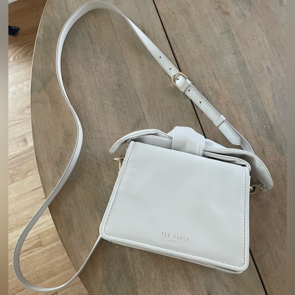 Ted Baker Niyah Soft Knot Cross Body